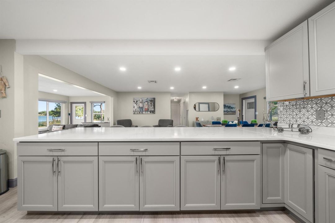 interior - kitchen 5