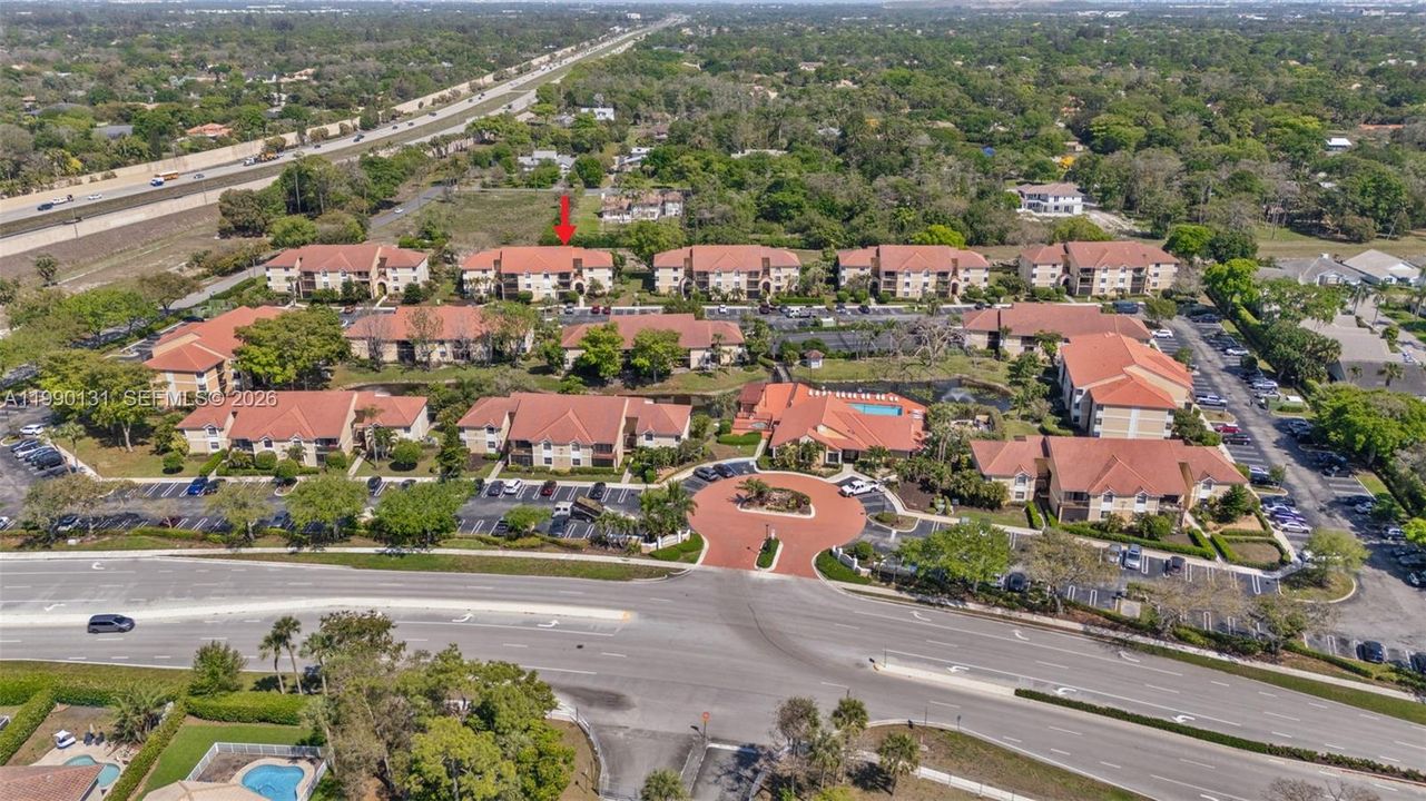 Active With Contract: $175,000 (1 beds, 1 baths, 784 Square Feet)