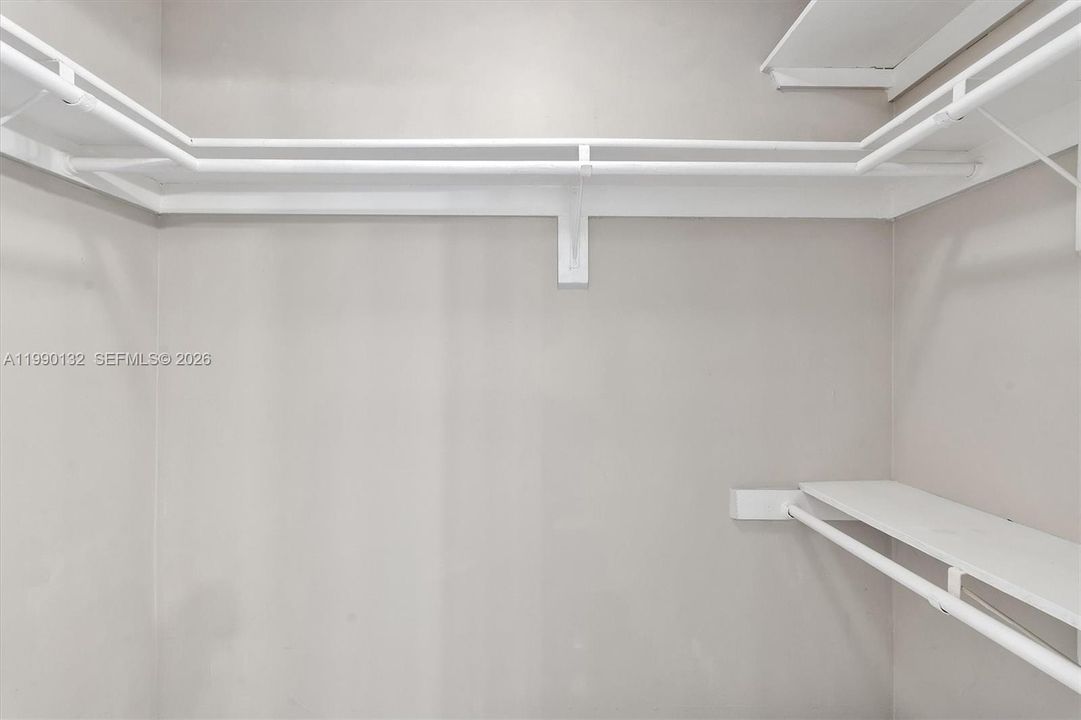 Activo con contrato: $195,000 (1 camas, 1 baños, 780 Pies cuadrados)