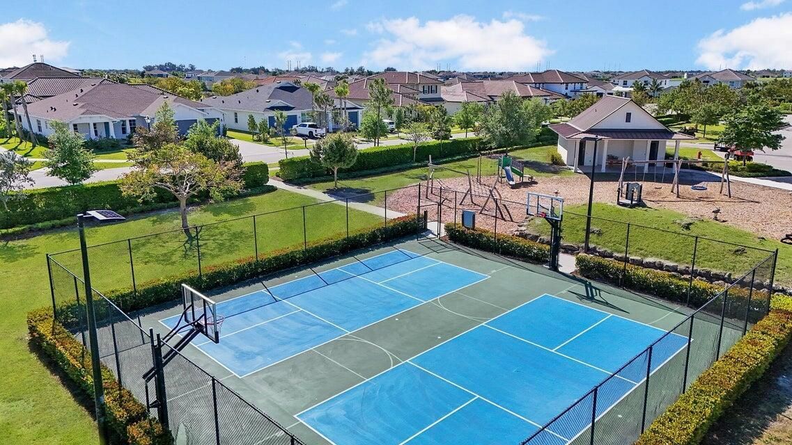 Tennis