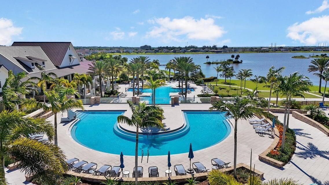 Resort Style Pool