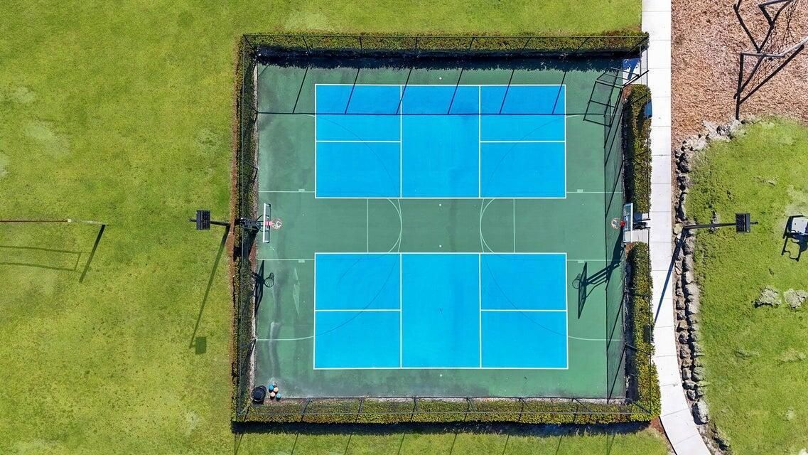 Tennis