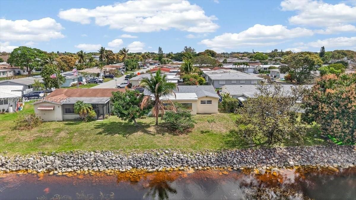 En Venta: $315,000 (2 camas, 1 baños, 1191 Pies cuadrados)