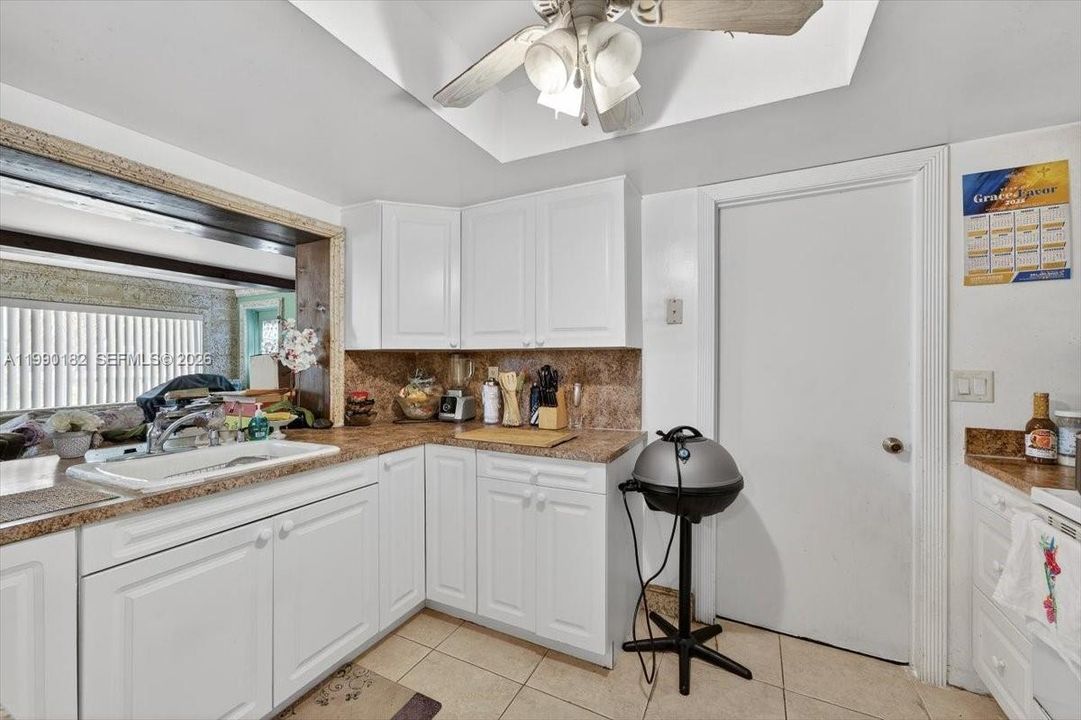 En Venta: $315,000 (2 camas, 1 baños, 1191 Pies cuadrados)