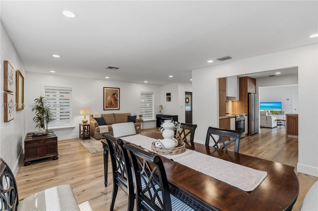 For Sale: $1,227,000 (3 beds, 2 baths, 1868 Square Feet)