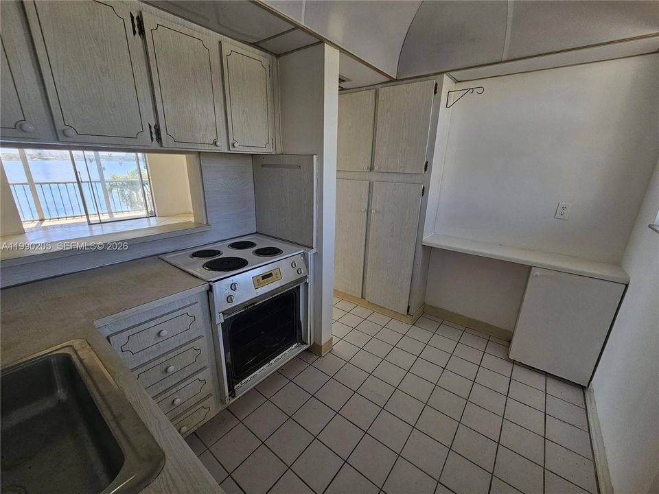 Activo con contrato: $145,000 (1 camas, 1 baños, 768 Pies cuadrados)