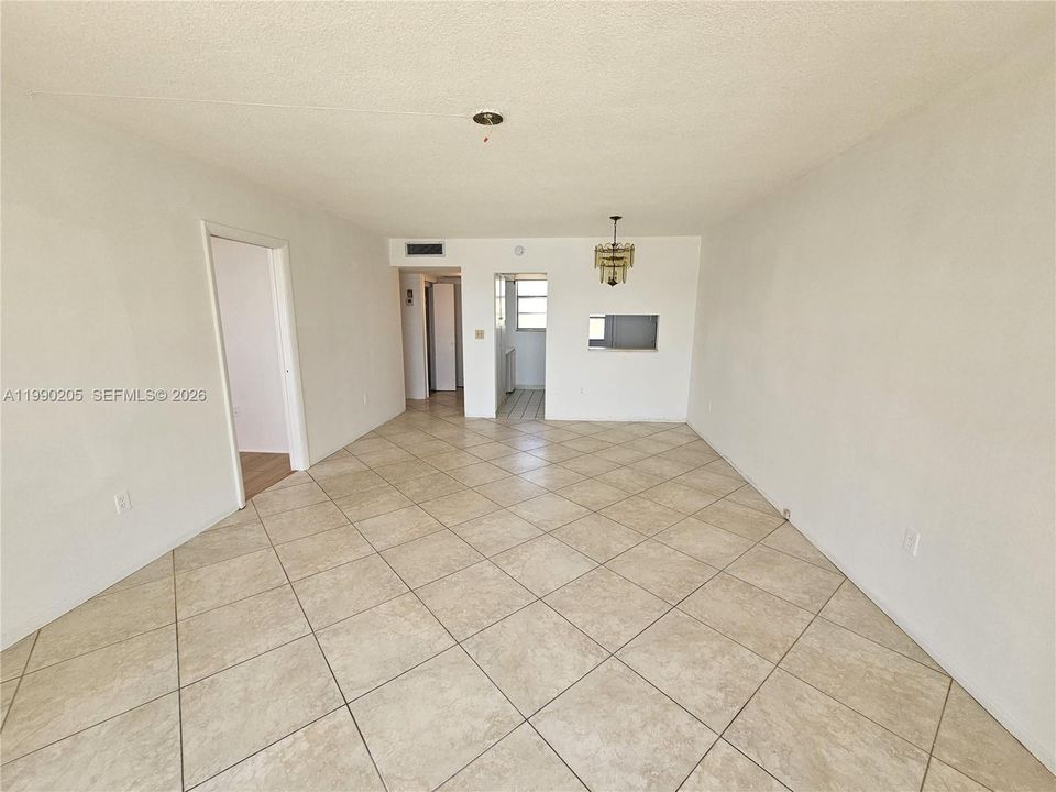 Activo con contrato: $145,000 (1 camas, 1 baños, 768 Pies cuadrados)