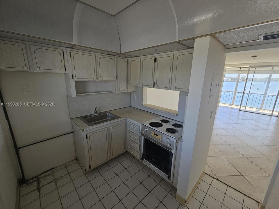 Activo con contrato: $145,000 (1 camas, 1 baños, 768 Pies cuadrados)