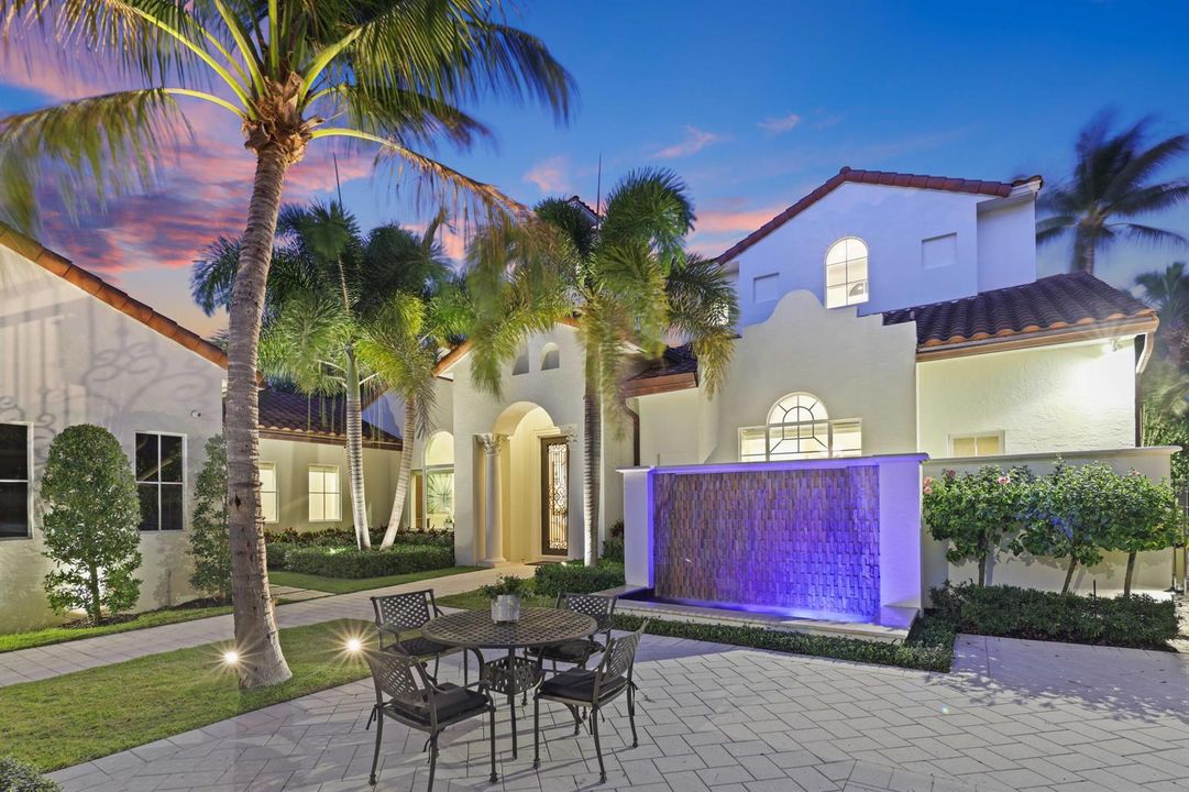 151 Twilight Courtyard