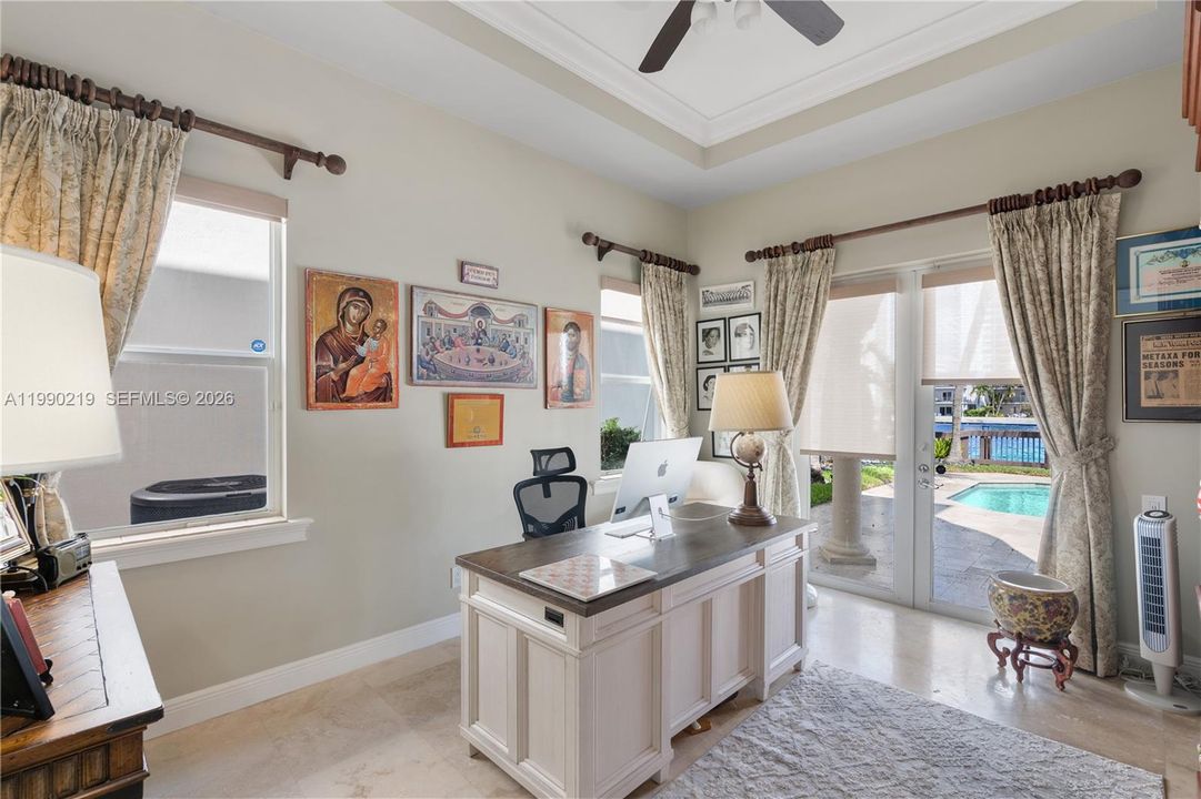 Active With Contract: $4,350,000 (5 beds, 5 baths, 5302 Square Feet)