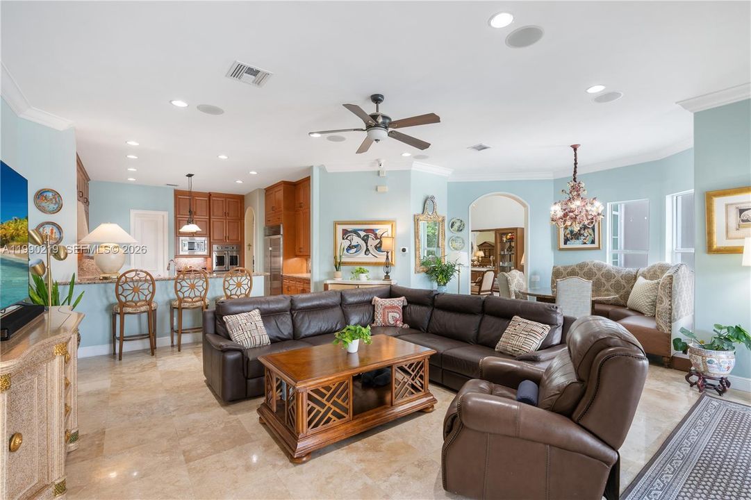 Active With Contract: $4,350,000 (5 beds, 5 baths, 5302 Square Feet)