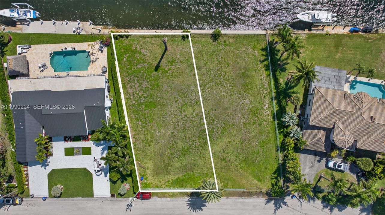 For Sale: $2,400,000 (0.03 acres)