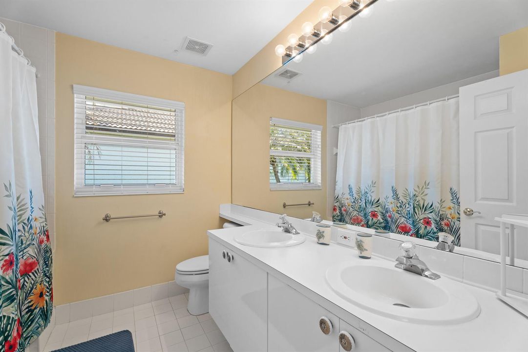 Bathroom #2