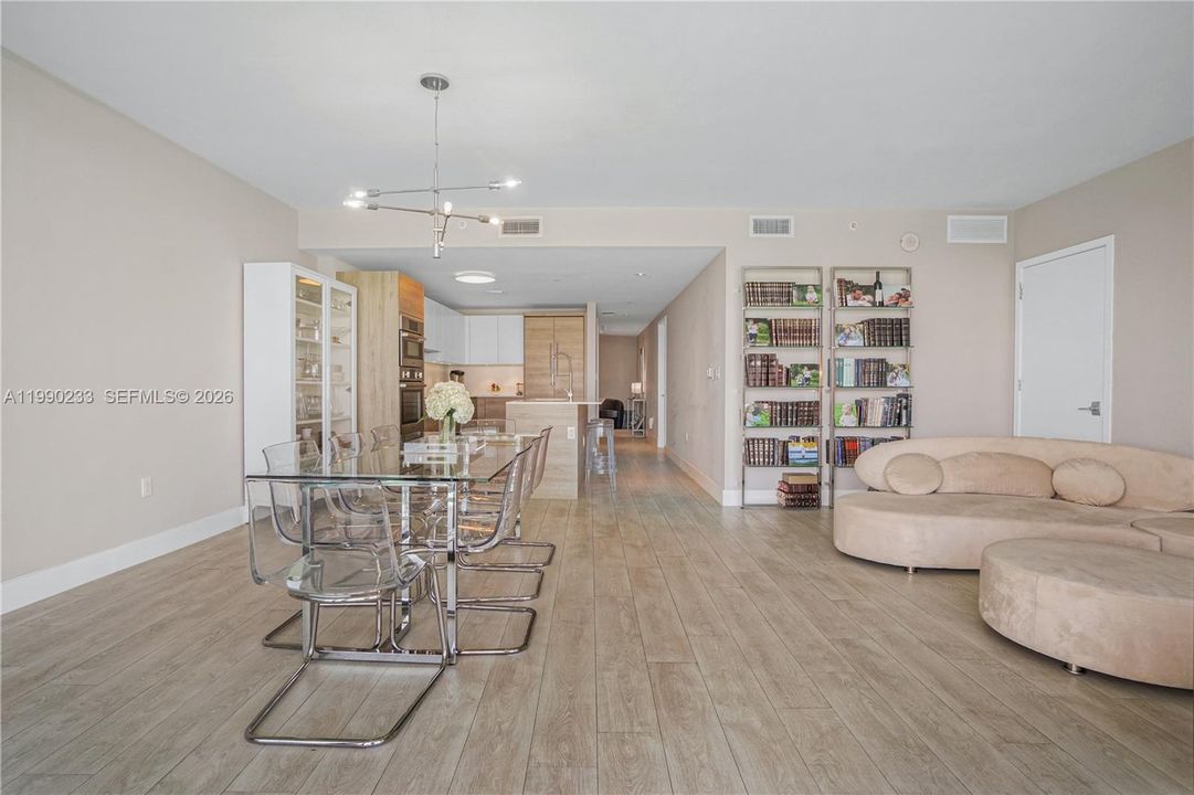 For Sale: $3,550,000 (4 beds, 3 baths, 2150 Square Feet)