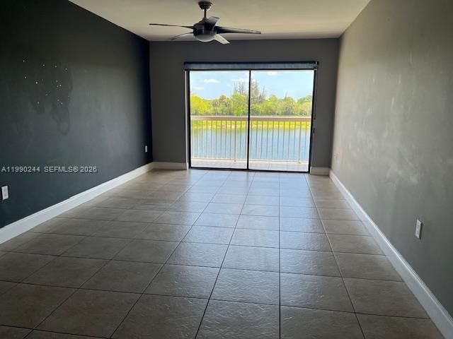 For Sale: $195,000 (1 beds, 1 baths, 702 Square Feet)