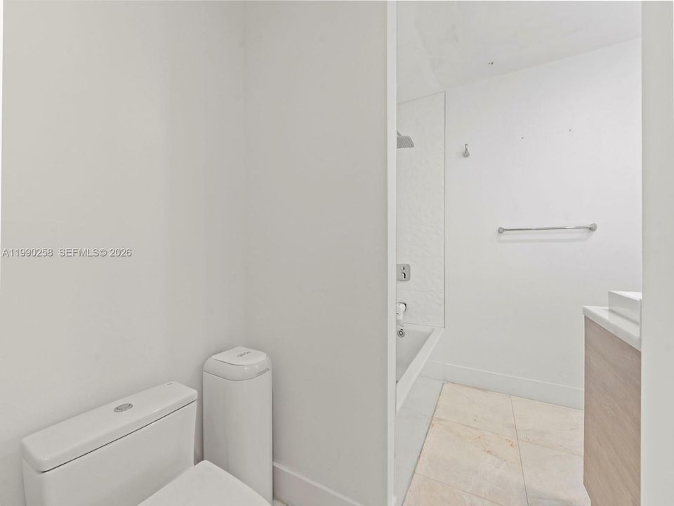 На продажу: $1,899,999 (4 спален, 3 ванн, 2552 Квадратных фут)