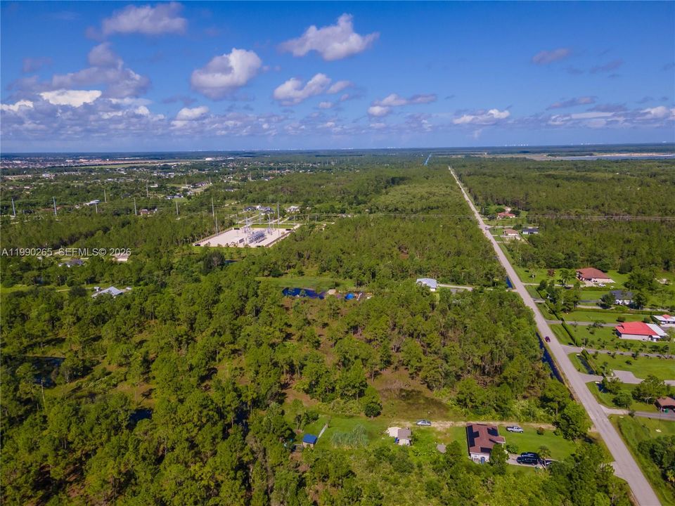 На продажу: $139,999 (2.73 acres)