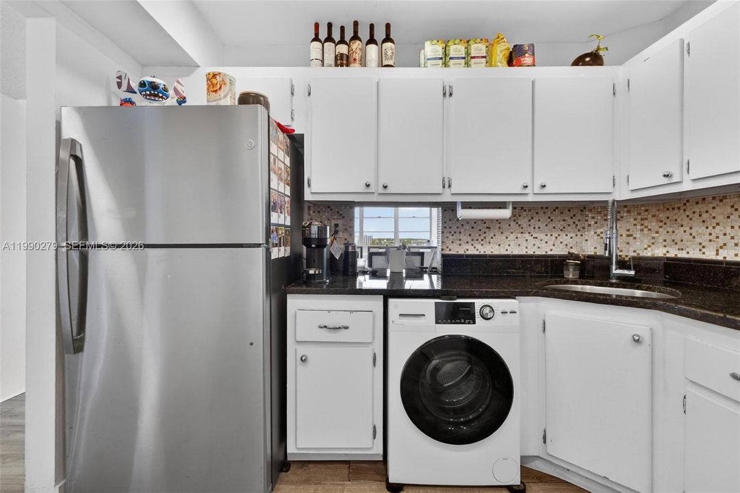 Activo con contrato: $210,000 (1 camas, 1 baños, 846 Pies cuadrados)