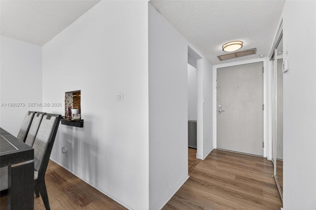 Activo con contrato: $210,000 (1 camas, 1 baños, 846 Pies cuadrados)