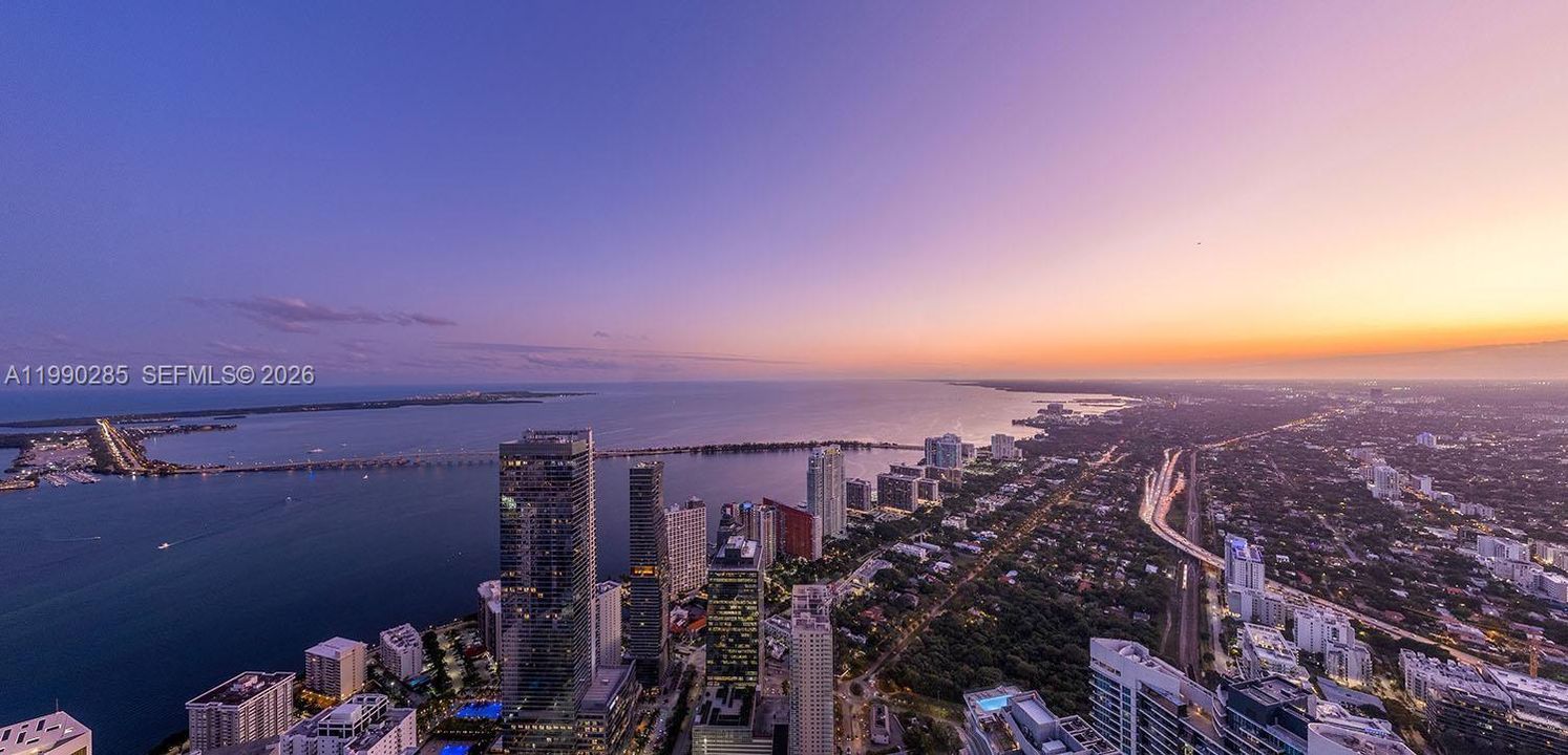 На продажу: $4,525,900 (4 спален, 4 ванн, 2237 Квадратных фут)