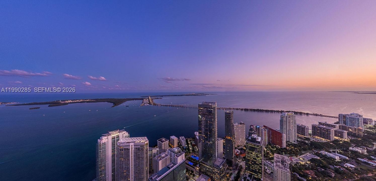 На продажу: $4,525,900 (4 спален, 4 ванн, 2237 Квадратных фут)