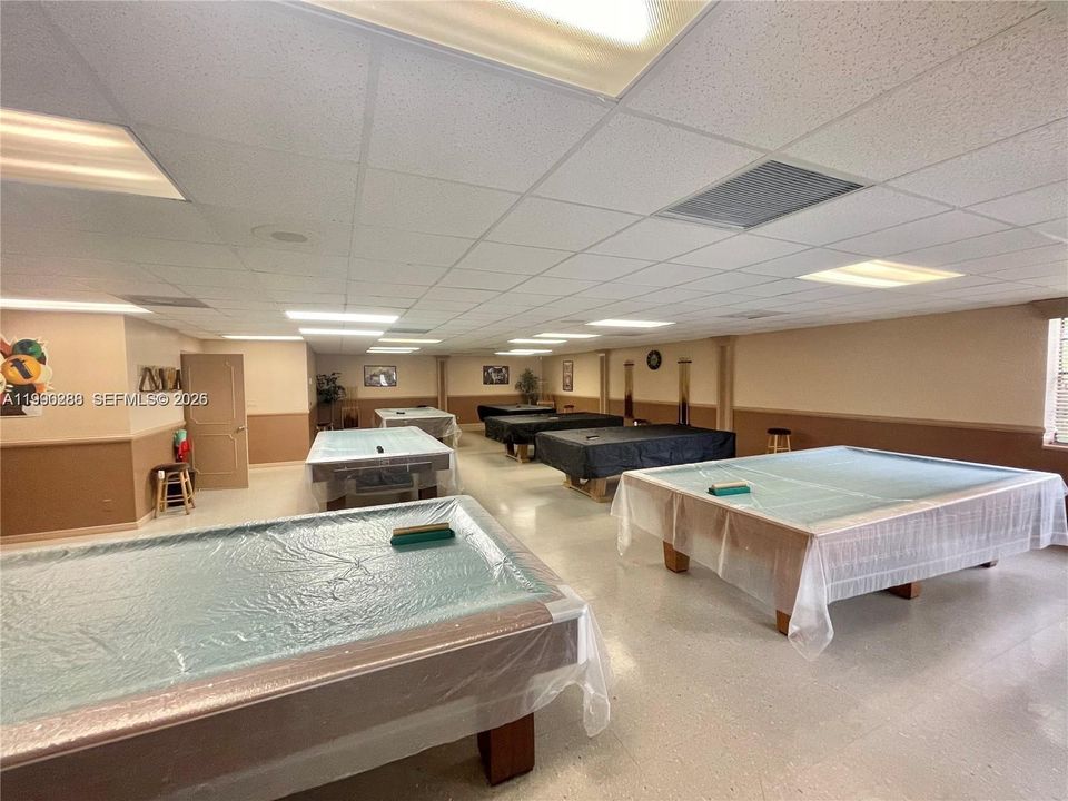 Activo con contrato: $239,900 (2 camas, 2 baños, 1010 Pies cuadrados)