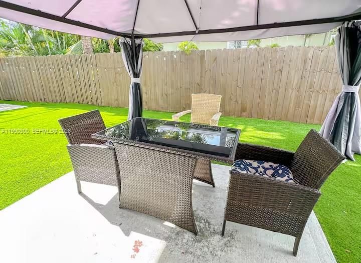 На продажу: $919,000 (0 спален, 0 ванн, 0 Квадратных фут)