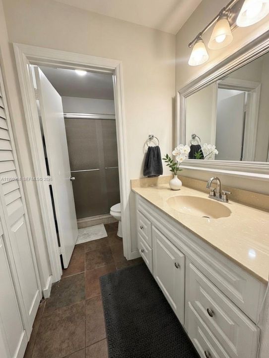 待售: $344,900 (2 贝兹, 2 浴室, 1368 平方英尺)