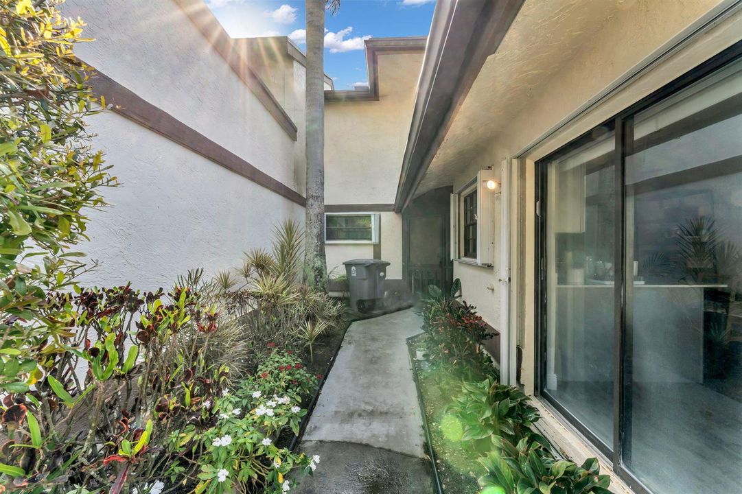 8-web-or-mls-DON00294