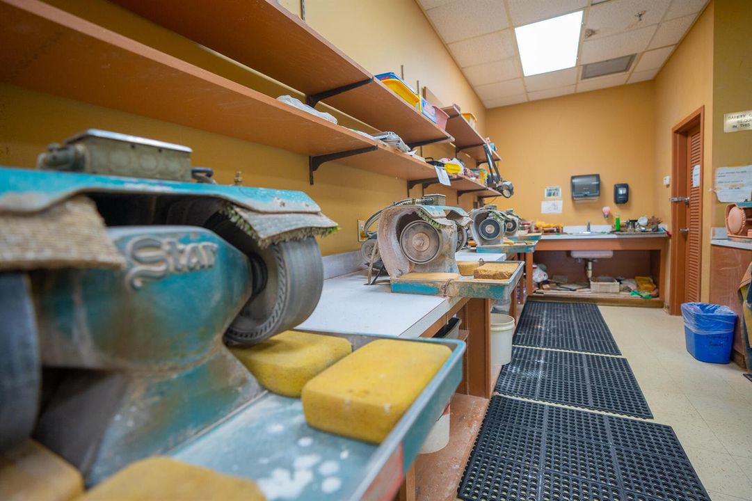 LAPIDARY-1