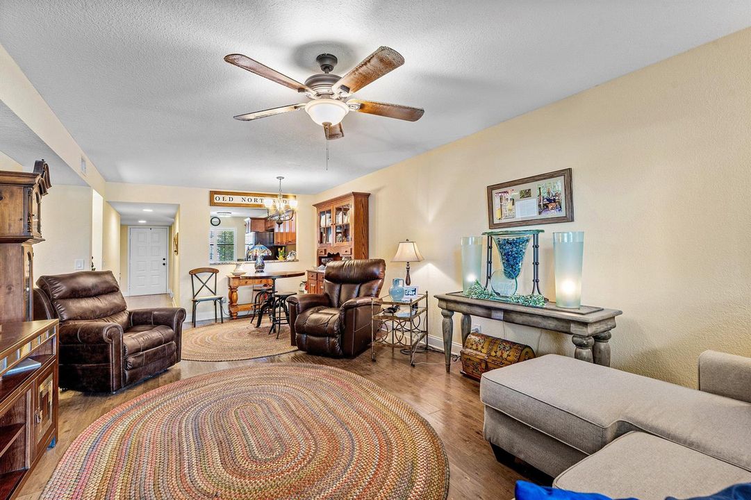 Very Large Living & Dining Rooms!