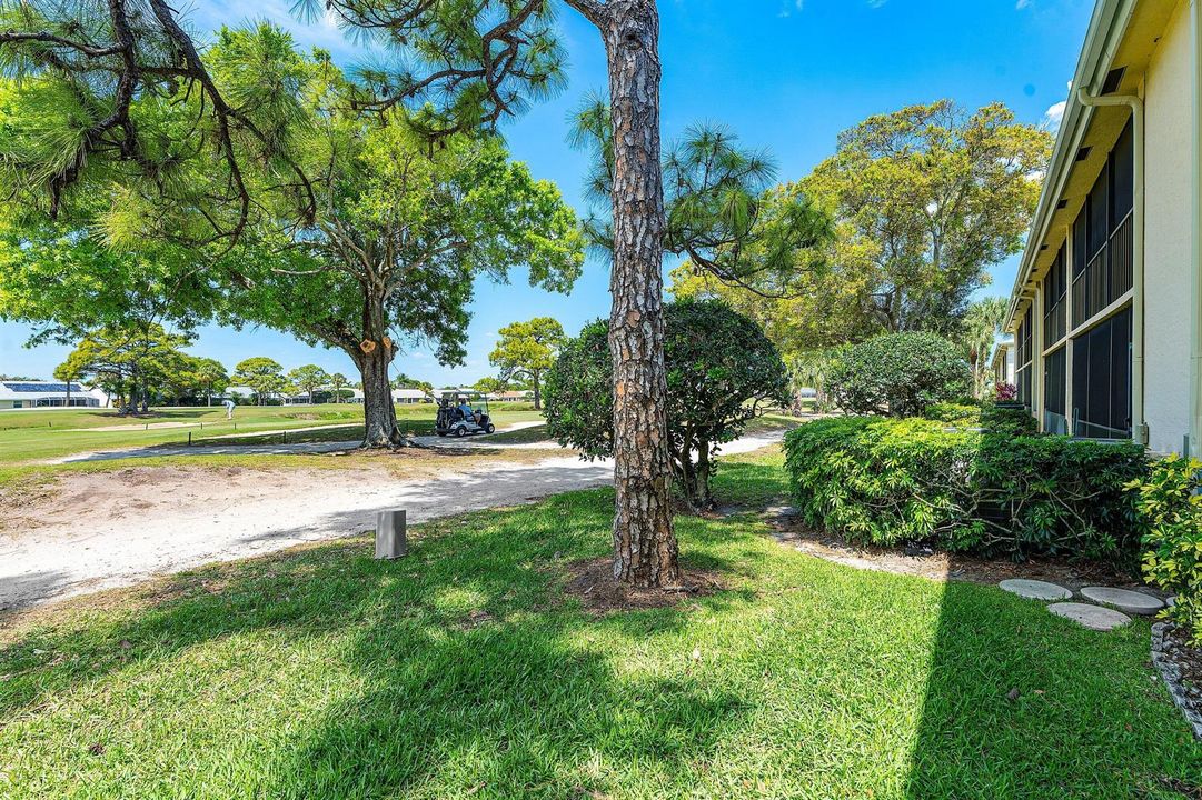 Overlooking the Lake and Golf Course!!!