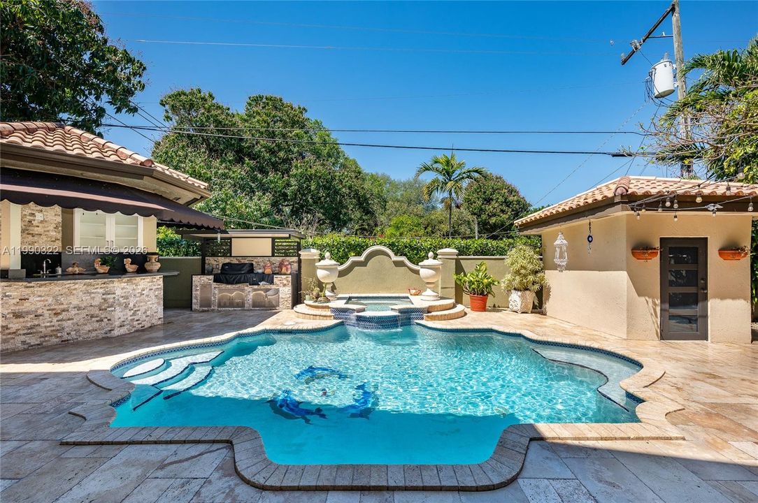 En Venta: $2,275,000 (5 camas, 4 baños, 3051 Pies cuadrados)