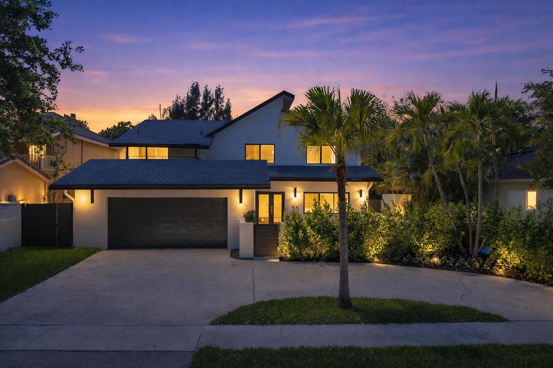 Front View - Virtual Twilight