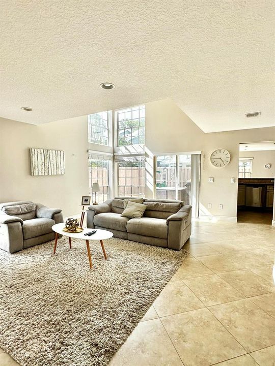 LivingRoom4
