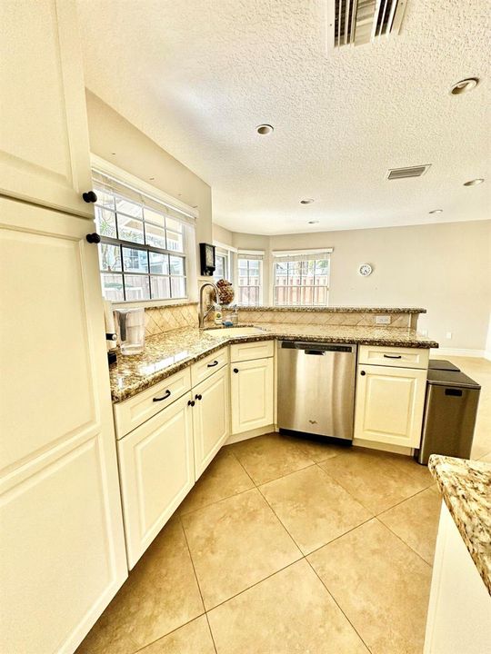 Kitchen3