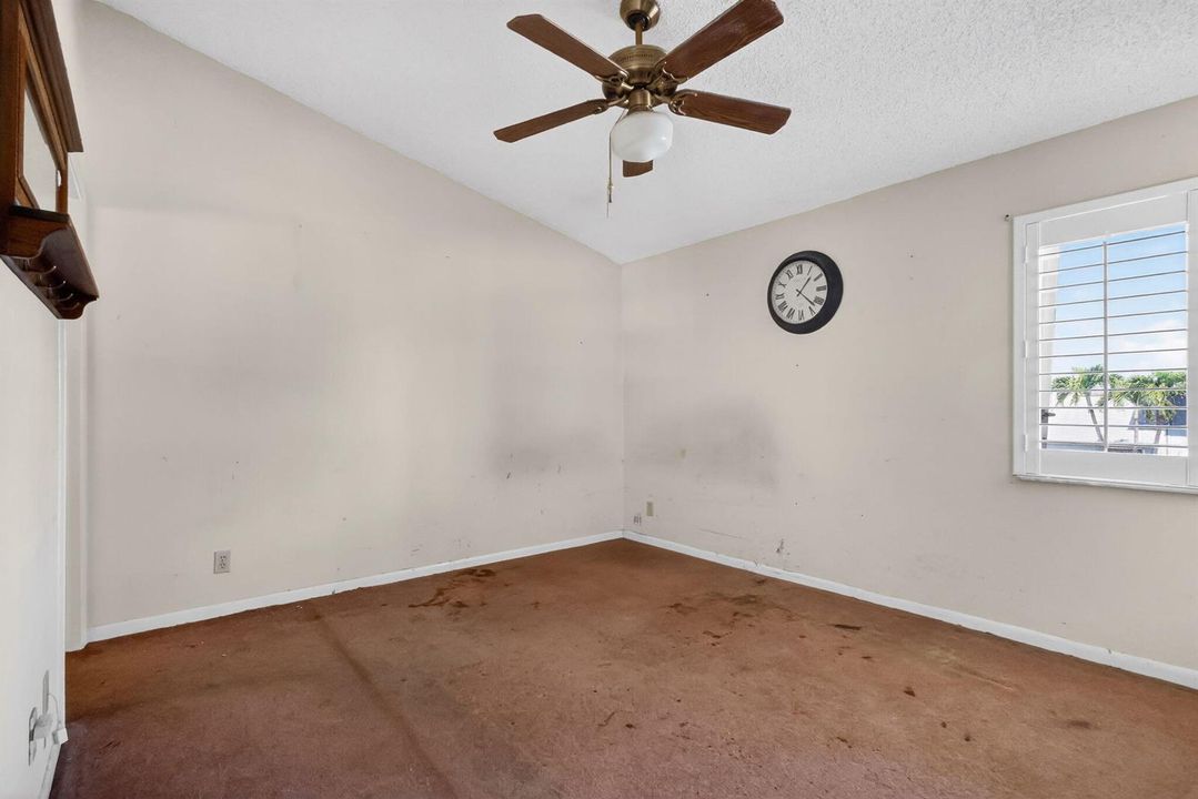 21-web-or-mls-F14A6390