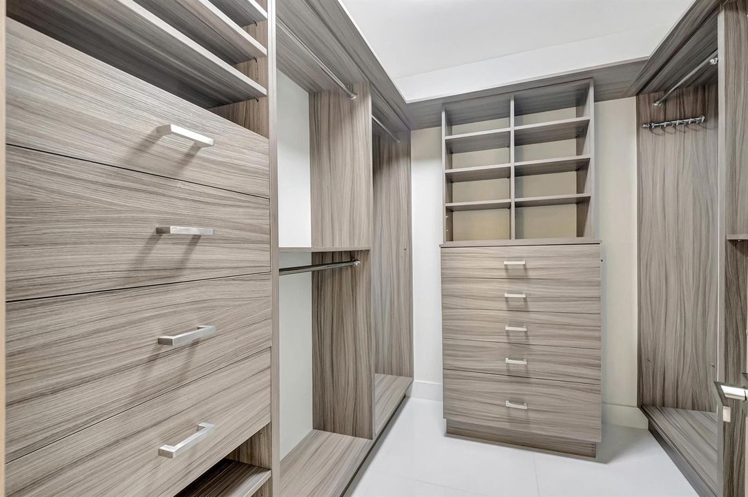 PRIMARY WALK IN CLOSET