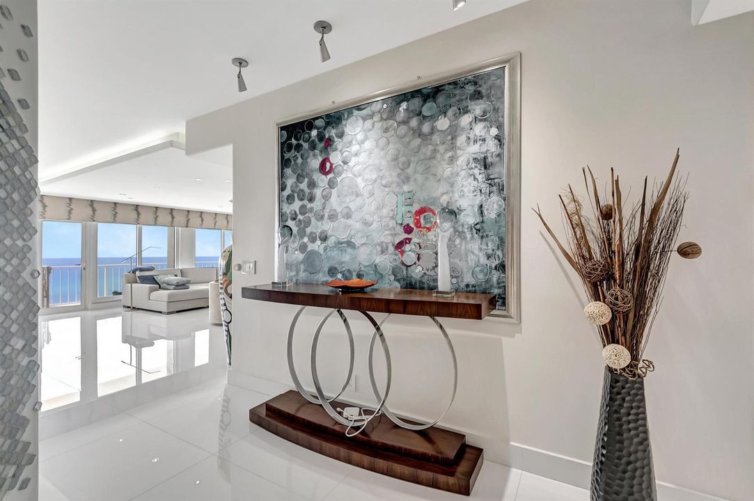 FOYER ENTRANCE