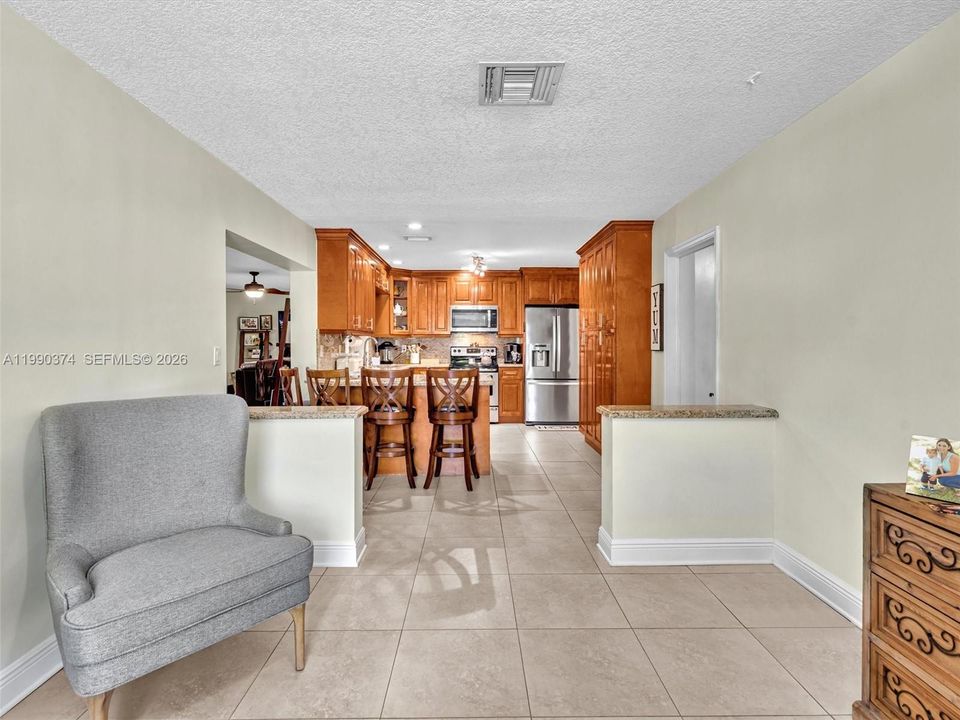 Recently Sold: $1,200,000 (3 beds, 2 baths, 2356 Square Feet)