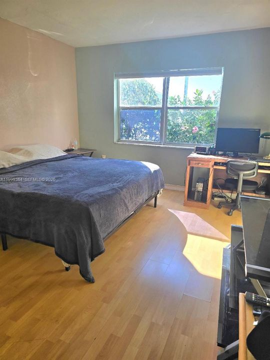 Activo con contrato: $74,900 (1 camas, 1 baños, 666 Pies cuadrados)