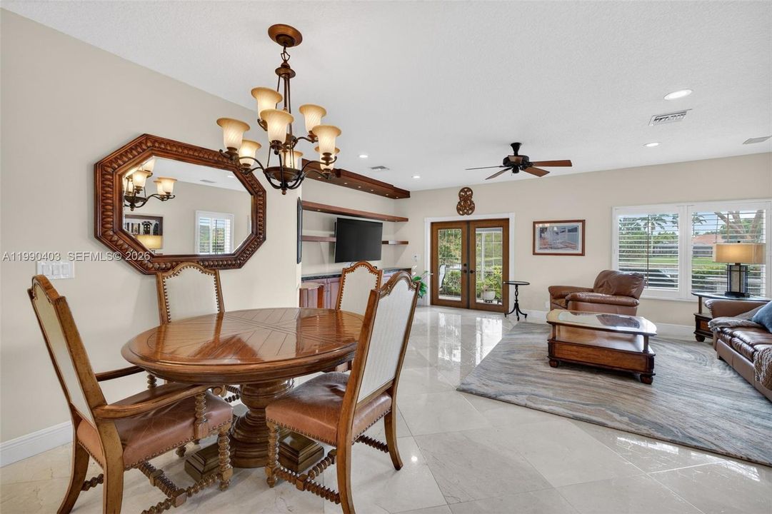 En Venta: $469,000 (3 camas, 2 baños, 1495 Pies cuadrados)