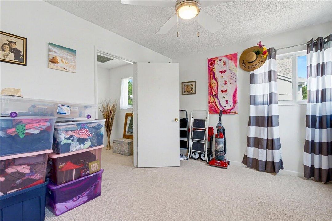 2nd Bedroom3