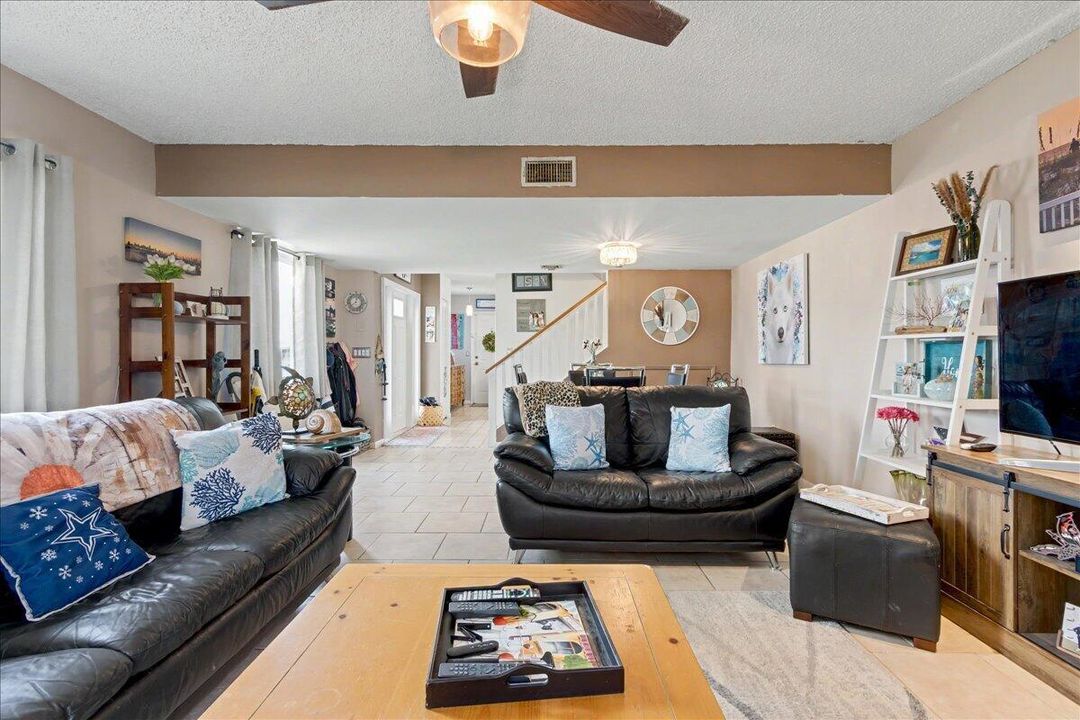 Living Area9