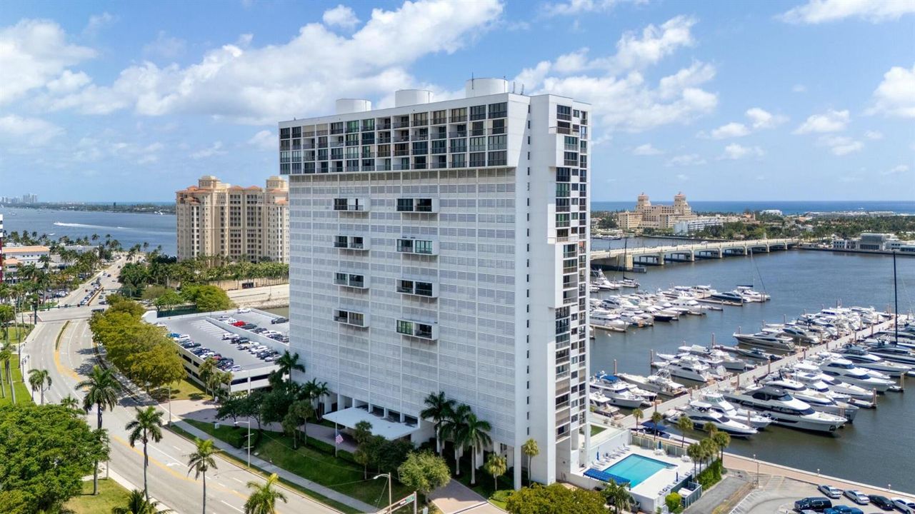 400 N Flagler Drive 2003
