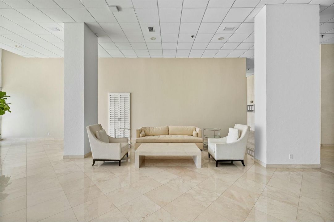 400 N Flagler Drive 2003
