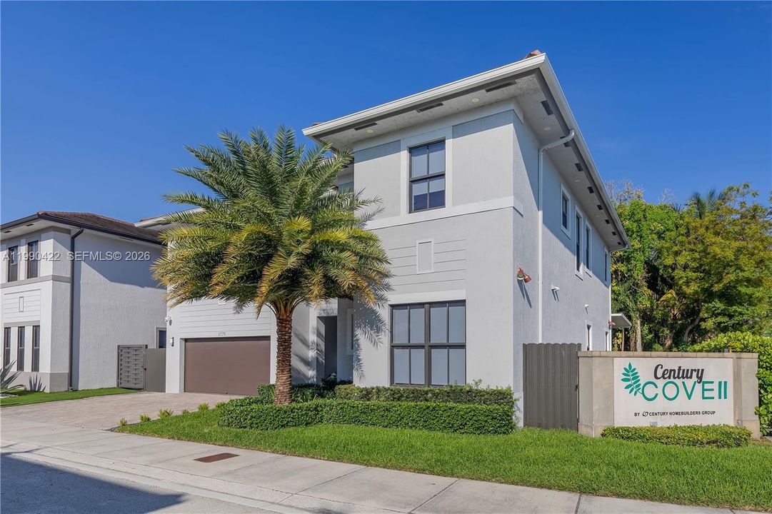 Vendido Recientemente: $1,400,000 (5 camas, 5 baños, 3132 Pies cuadrados)