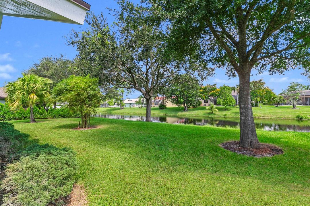 9 13781 Barberry Dr 048