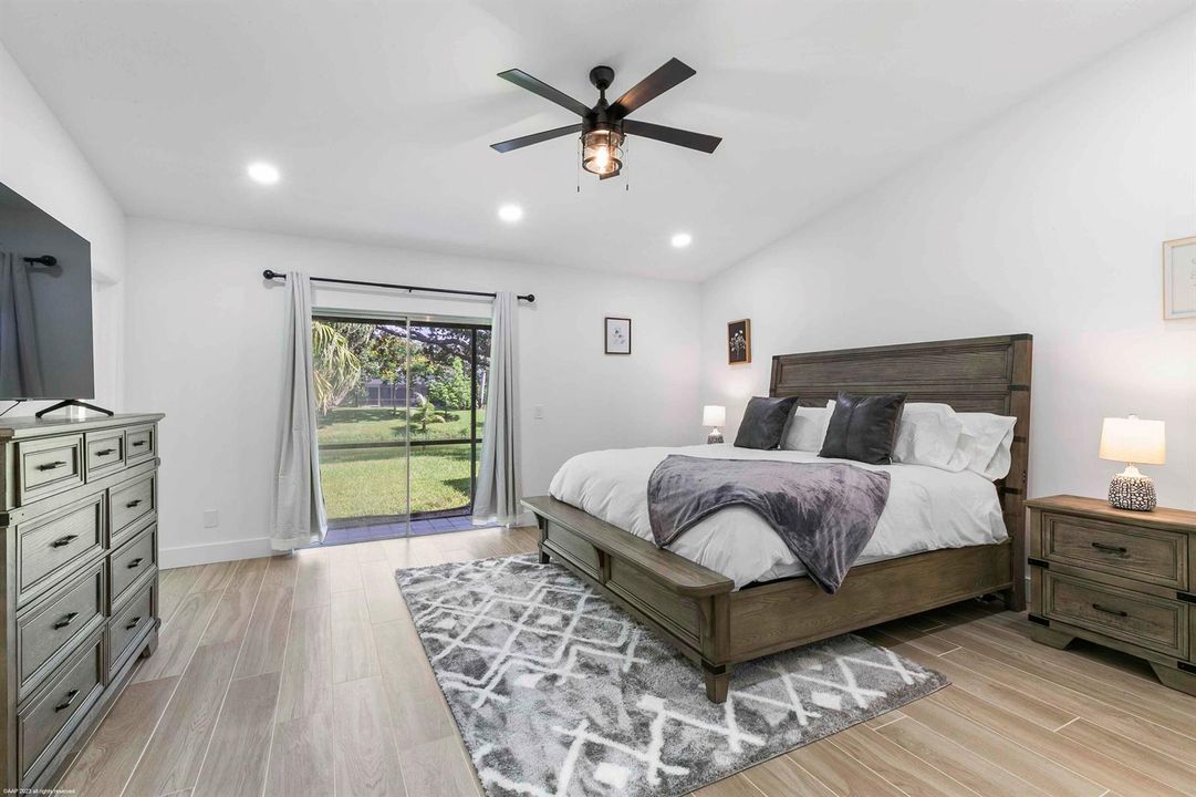 10 13781 Barberry Dr 031