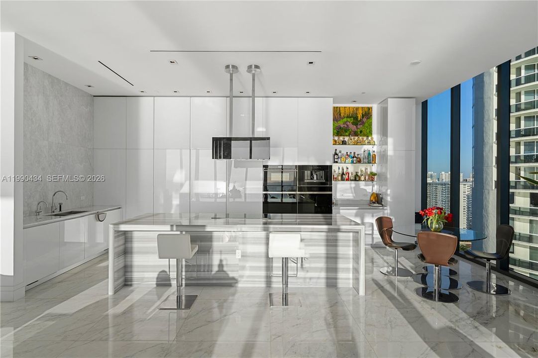 En Venta: $6,200,000 (3 camas, 3 baños, 3195 Pies cuadrados)